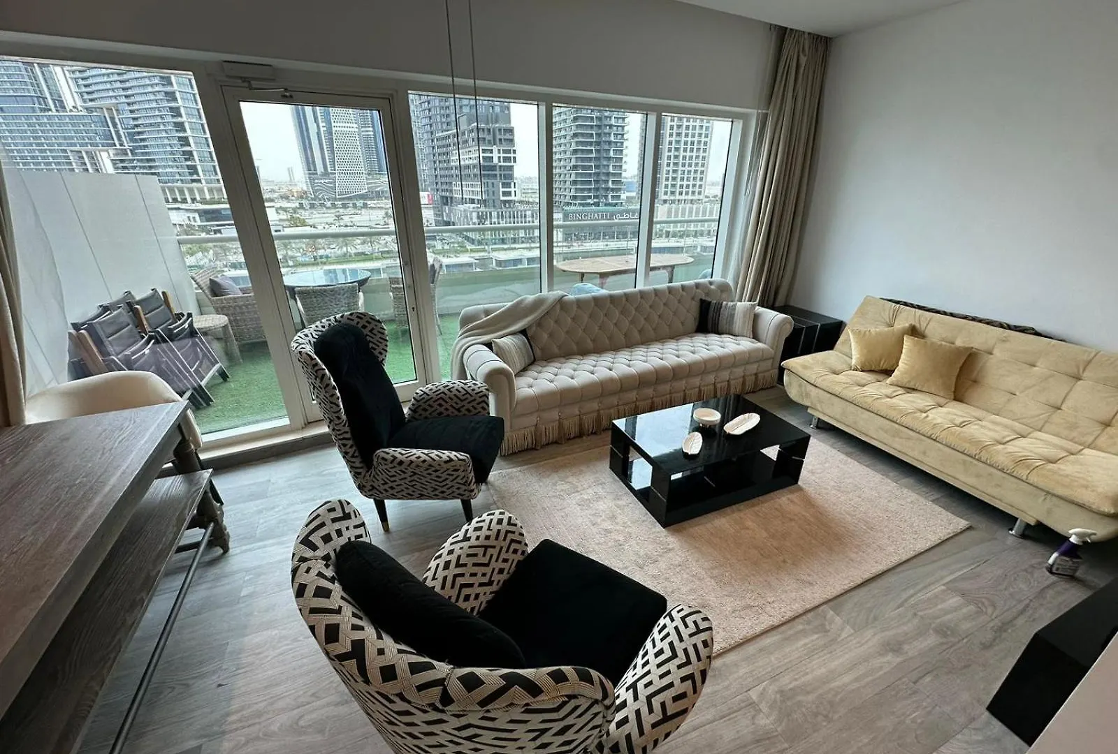 Damac Canal Views Building Dubai